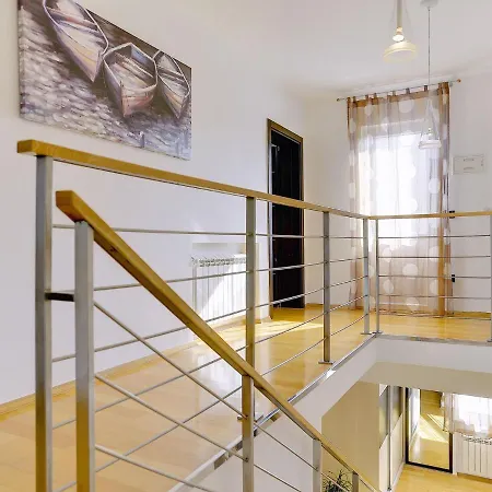 Tatil Evi In With Private Pool & Bbq Pula
